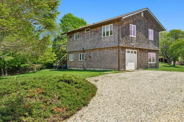 $1,790,000 | 20 South South Fenmore Street, Montauk, NY 11954