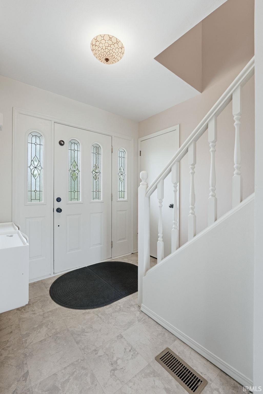 7228 North Meridian Road Uniondale, IN 46791 - Photo 3 of 36