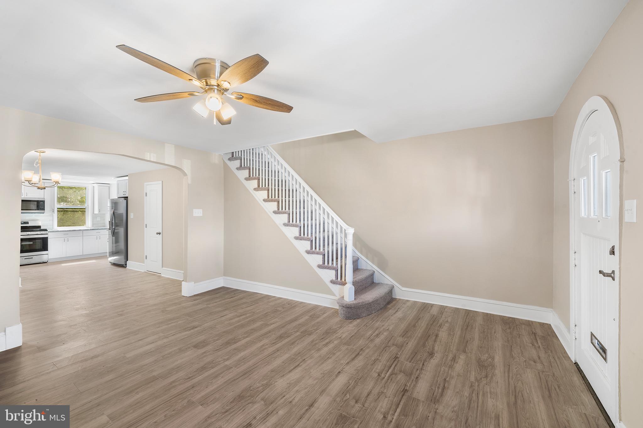 194 Springton Road Upper Darby, PA 19082 - Photo 4 of 19