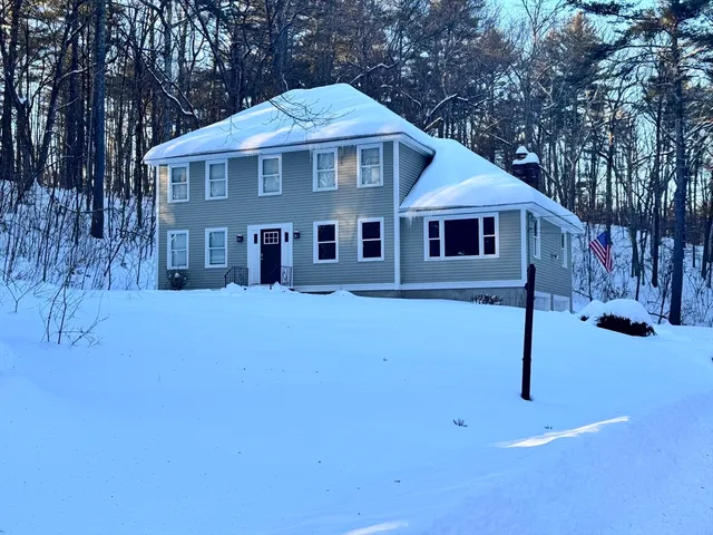$649,900 | 114 Groton Street, Pepperell, MA 01463
