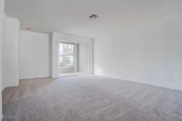 $2,590 | 9241 Hudson Yards Court, Las Vegas, NV 89148