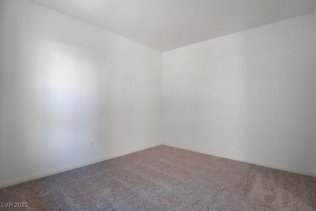 $2,590 | 9241 Hudson Yards Court, Las Vegas, NV 89148