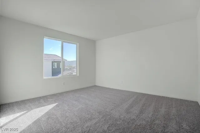$2,590 | 9241 Hudson Yards Court, Las Vegas, NV 89148