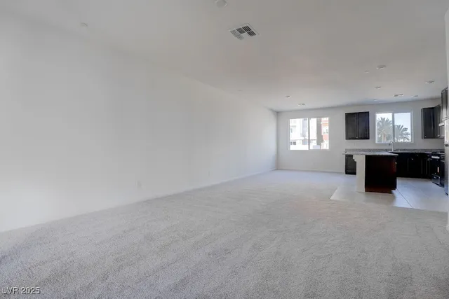 $2,590 | 9241 Hudson Yards Court, Las Vegas, NV 89148