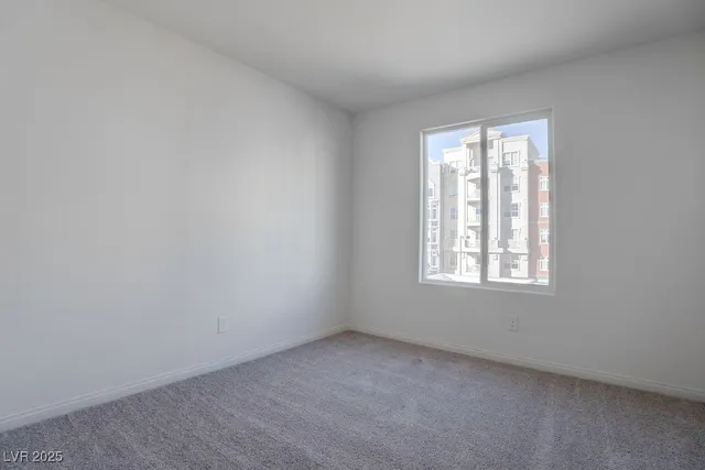 $2,590 | 9241 Hudson Yards Court, Las Vegas, NV 89148