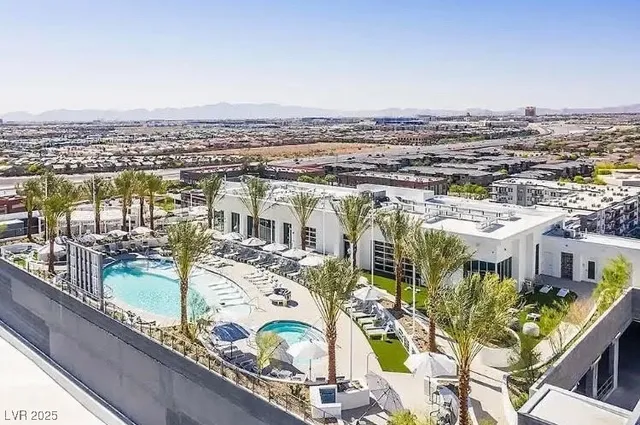 $2,590 | 9241 Hudson Yards Court, Las Vegas, NV 89148