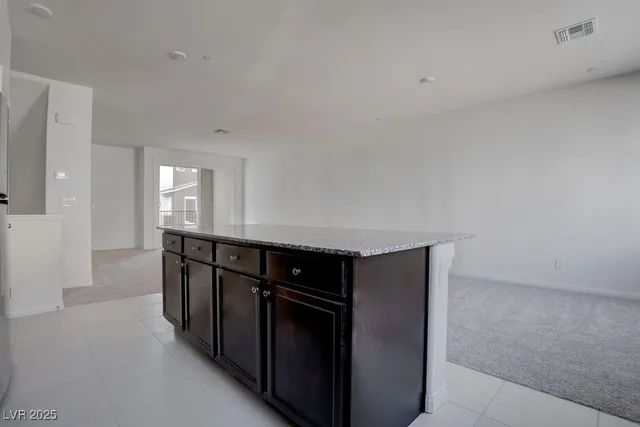 $2,590 | 9241 Hudson Yards Court, Las Vegas, NV 89148