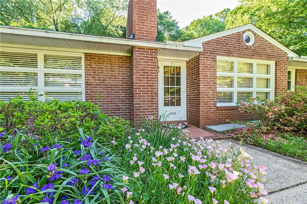 1347 Pinebluff Road Winston-Salem, NC 27103 - Photo 3 of 46 Gallery Image 3