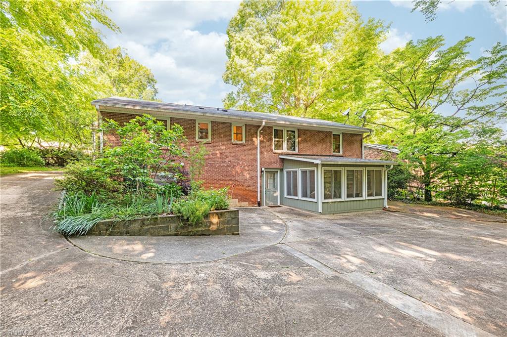1347 Pinebluff Road Winston-Salem, NC 27103 - Photo 43 of 46 Gallery Image 43