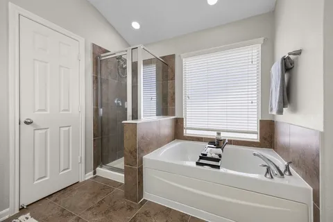 $365,000 | 10045 Hillside Bayou Drive, Houston, TX 77080