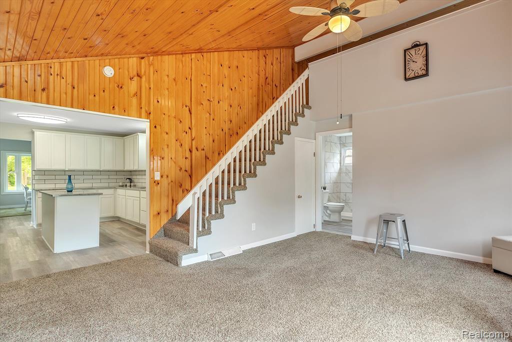 2485 Ruth Drive Fenton, MI 48430 - Photo 17 of 54