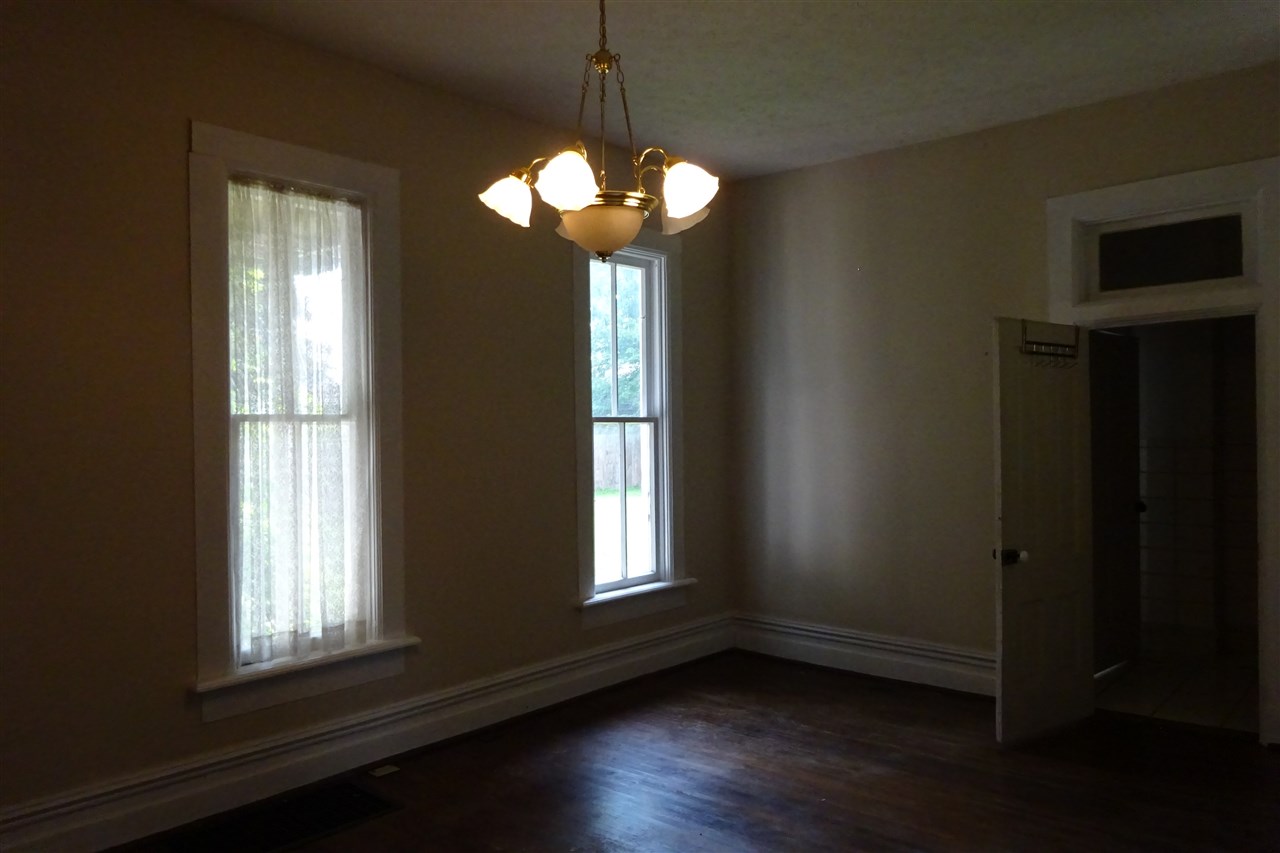 228 West 9th Street Rochester, IN 46975 - Photo 13 of 32