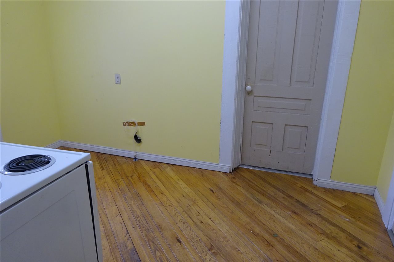228 West 9th Street Rochester, IN 46975 - Photo 10 of 32