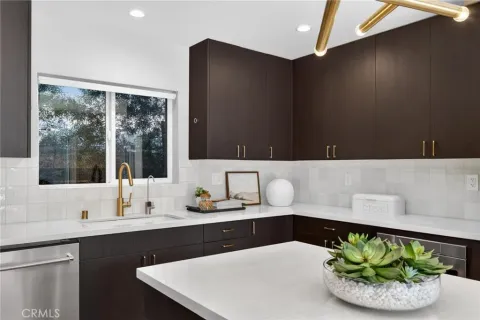 $2,490,000 | 4248 McLaughlin Avenue, Los Angeles, CA 90066