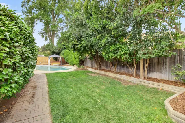 $1,100,000 | 868 Wixford Way, Sacramento, CA 95864