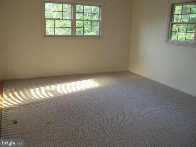 8427 Passapatanzy Road King George, VA 22485 - Photo 4 of 12 Loft