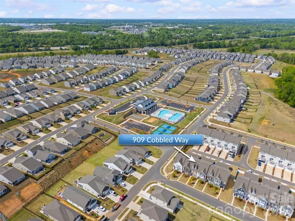 $389,900 | 909 Cobbled Way, Fort Mill, SC 29715