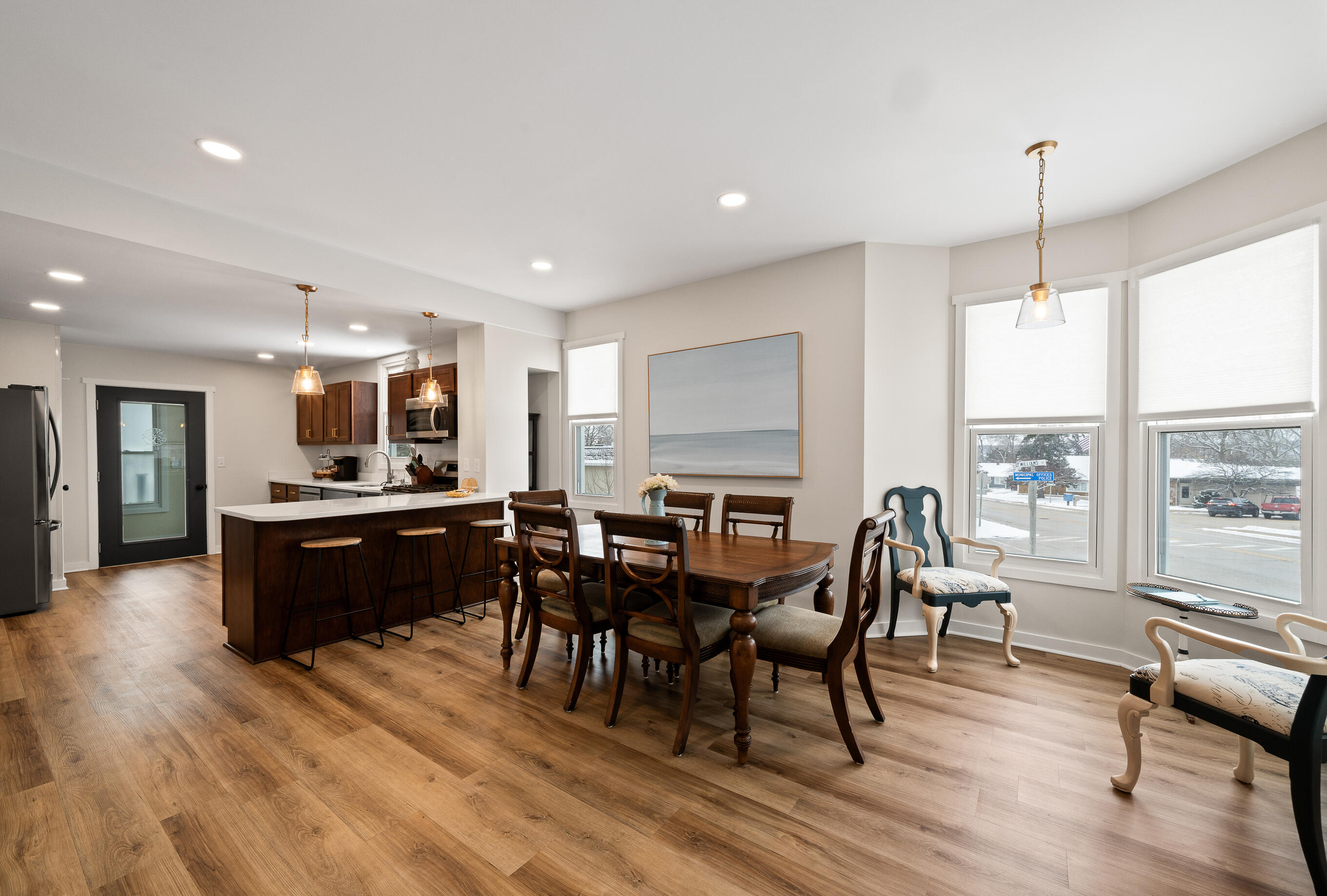 80 West Geneva Street, Unit 1 Williams Bay, WI 53191 - Photo 8 of 33 Dining and kitchen