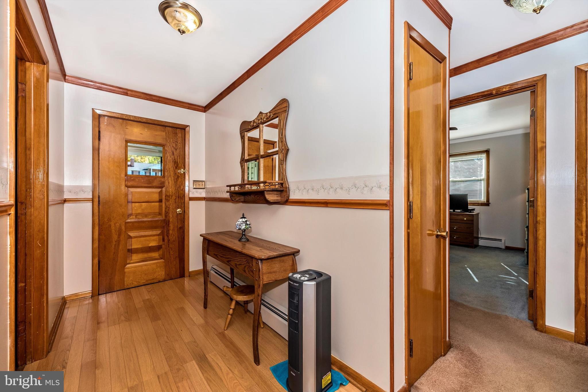 10329 Old Annapolis Road Frederick, MD 21701 - Photo 2 of 27 Foyer - beautiful hardwood flooring!