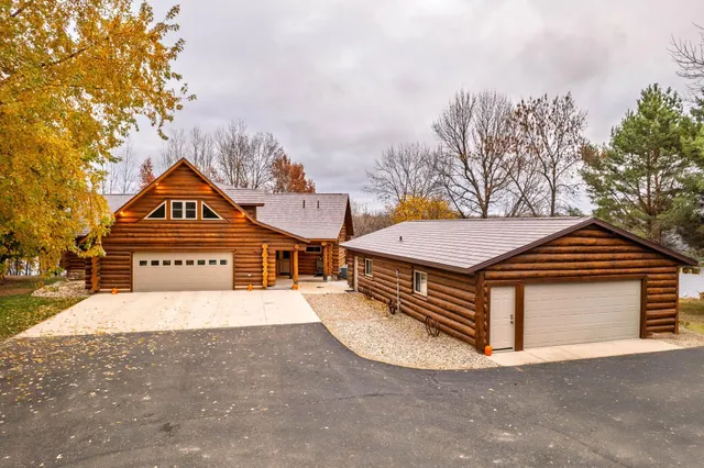 $1,299,800 | 3005 West Lake Jessie Drive, Alexandria, MN 56308