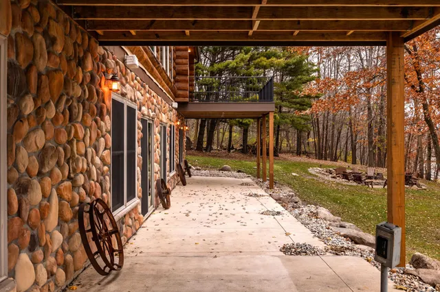 $1,299,800 | 3005 West Lake Jessie Drive, Alexandria, MN 56308