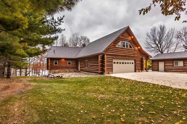 $1,299,800 | 3005 West Lake Jessie Drive, Alexandria, MN 56308