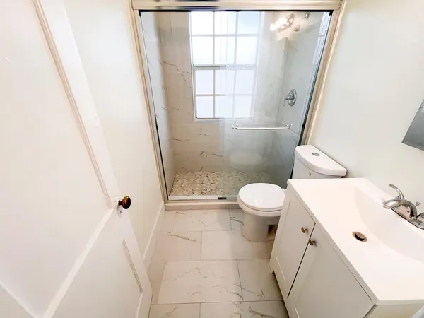 $2,200 | 623 Park Place, Unit 6, West Palm Beach, FL 33401