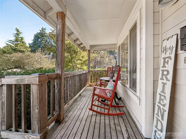 $775,000 | 16328 37th St Court East, Lake Tapps, WA 98391