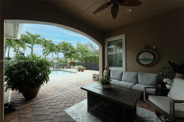 $1,190,000 | 11813 Northwest 79th Court, Parkland, FL 33076