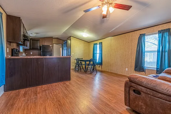 $205,000 | 210 Rain Forest Road, Onalaska, TX 77360