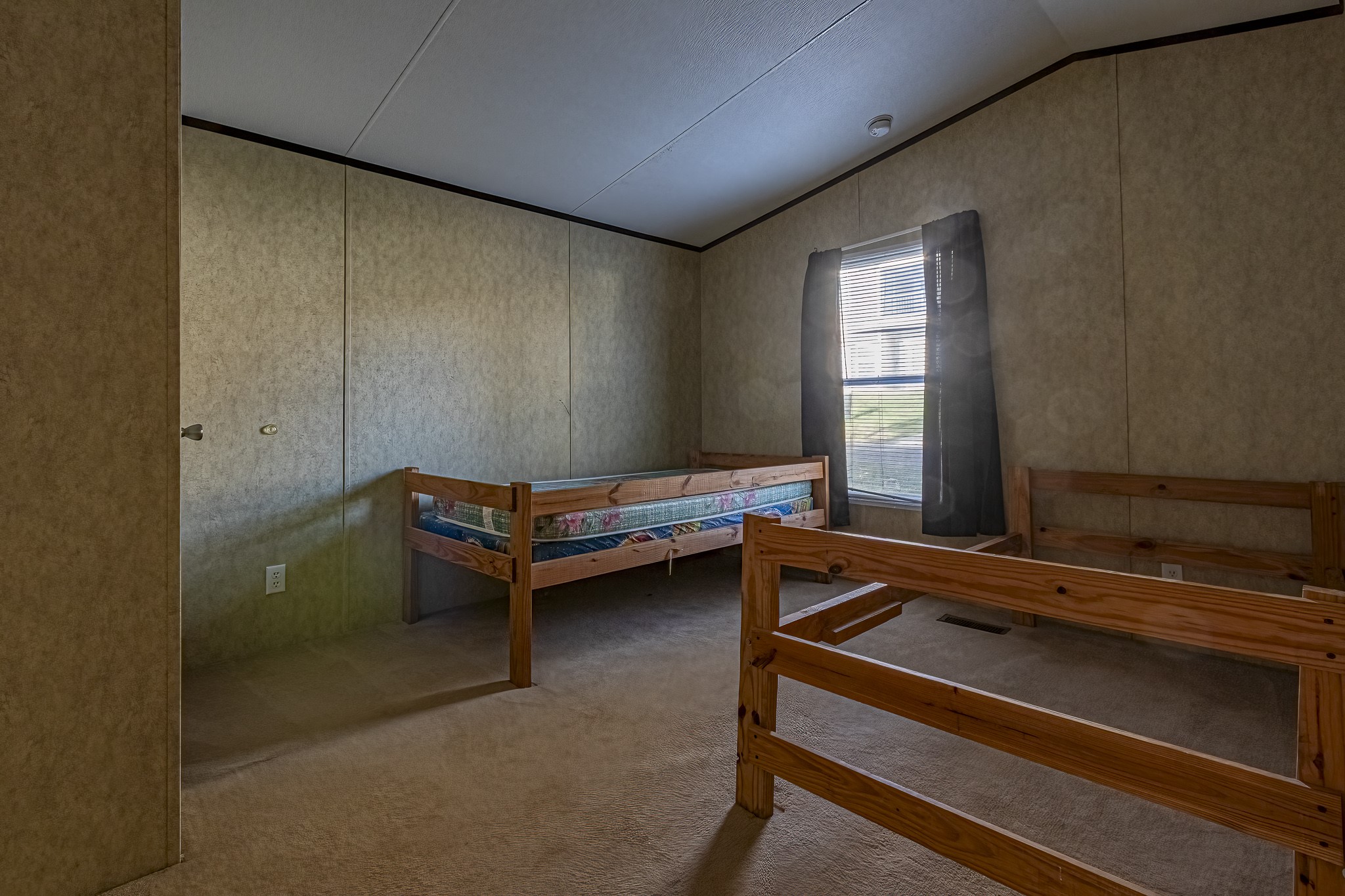 210 Rain Forest Road Onalaska, TX 77360 - Photo 4 of 26