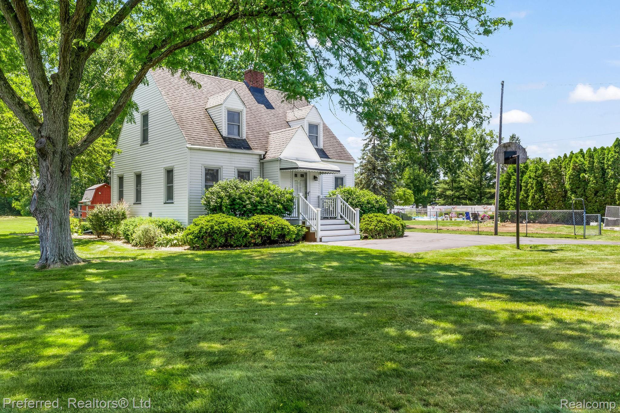 3792 Wheeler Road Bay City, MI 48706 - Photo 3 of 35 Wheeler5.jpg