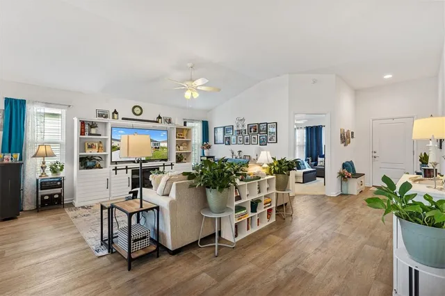 $369,000 | 4280 Canova Draney Loop, The Villages, FL 32163