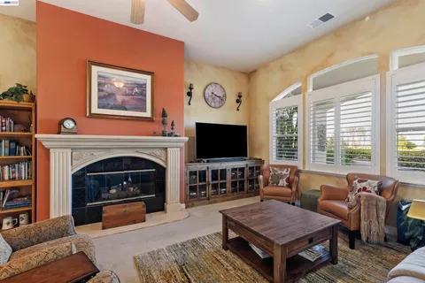 $815,950 | 1062 Bountiful Way, Brentwood, CA 94513