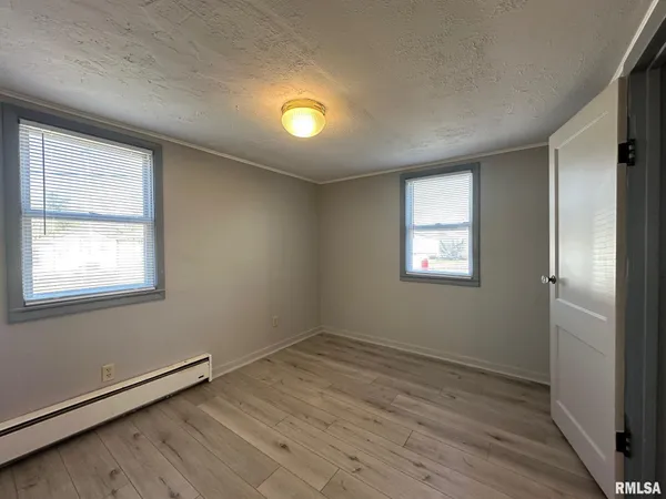$107,000 | 432 North Daniels Avenue, Springfield, IL 62702