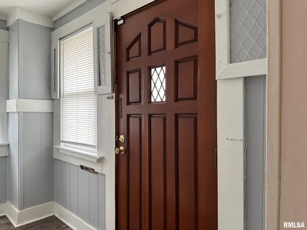 $107,000 | 432 North Daniels Avenue, Springfield, IL 62702