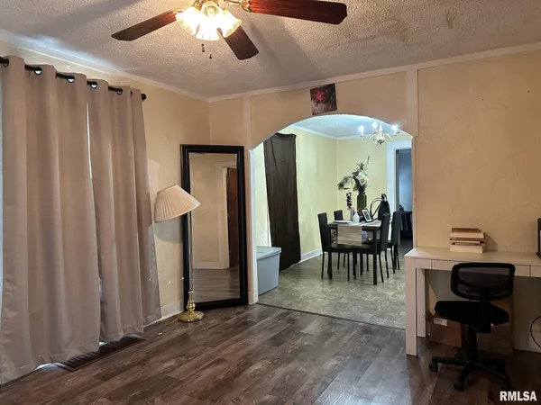 $107,000 | 432 North Daniels Avenue, Springfield, IL 62702