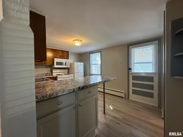 $107,000 | 432 North Daniels Avenue, Springfield, IL 62702