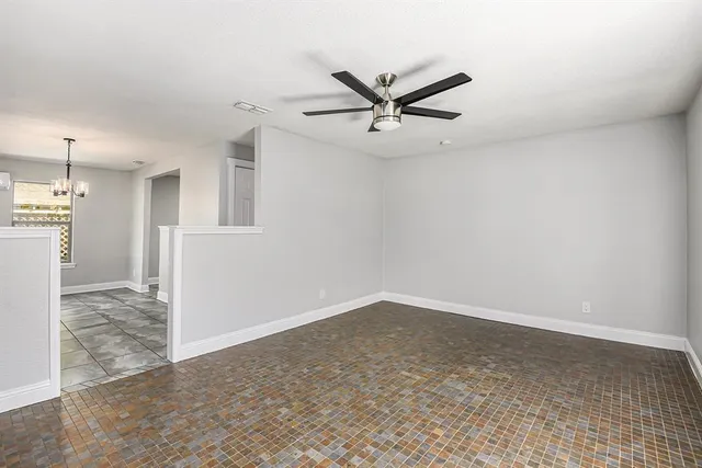 $1,800 | 3506 North Houston Street, Fort Worth, TX 76106