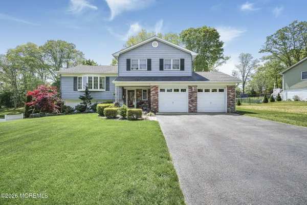$649,999 | 13 Southport Drive, Howell, NJ 07731