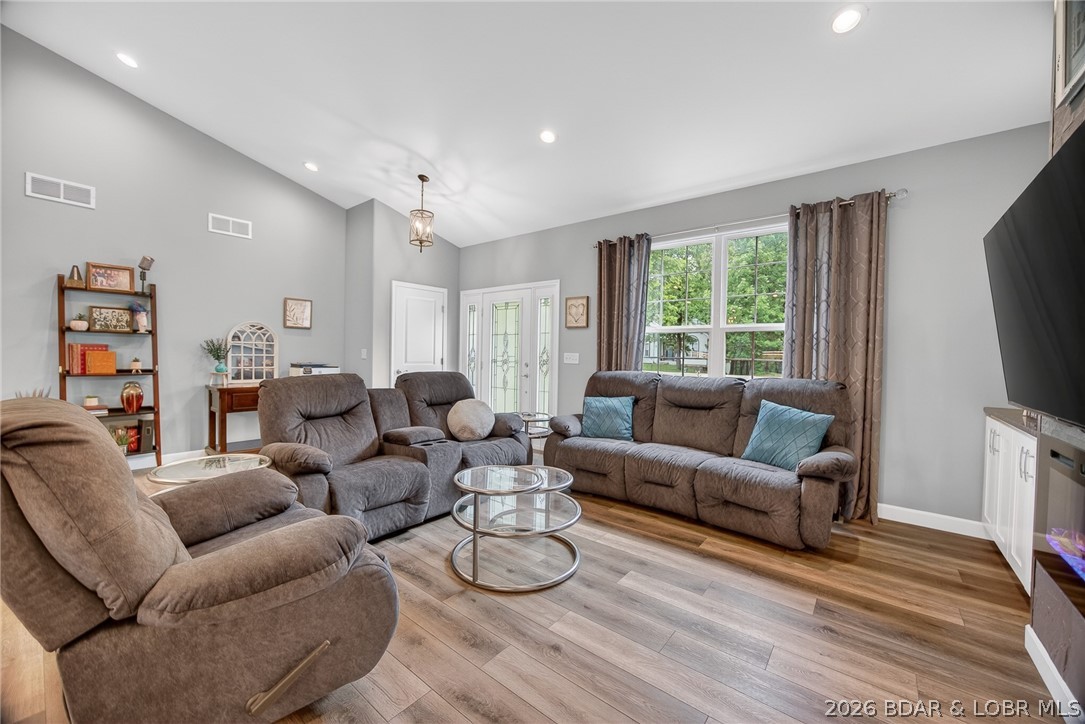 610 Cornett Branch Road Four Seasons, MO 65049 - Photo 5 of 59