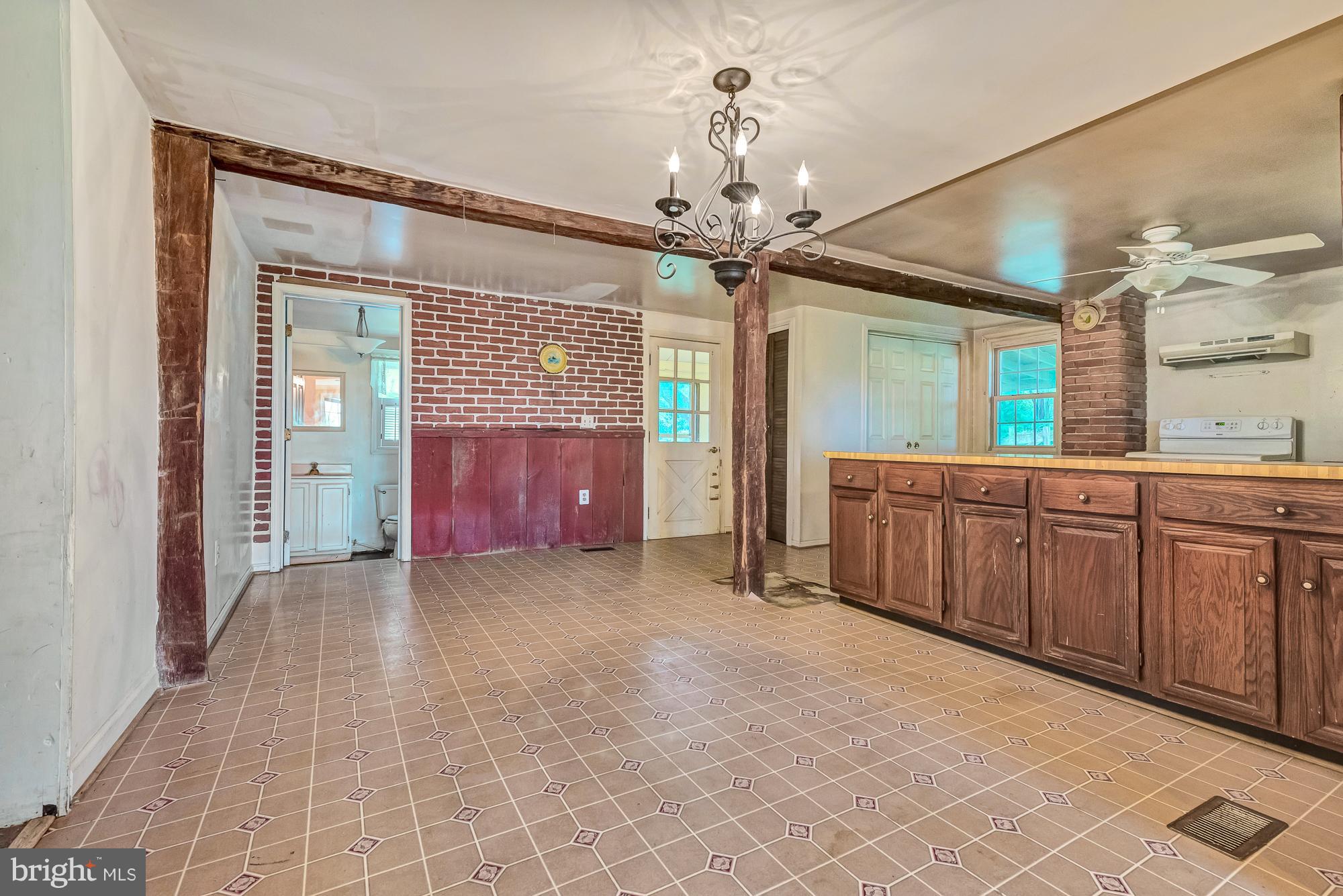 10731 Dublin Road Walkersville, MD 21793 - Photo 11 of 23 Kitchen