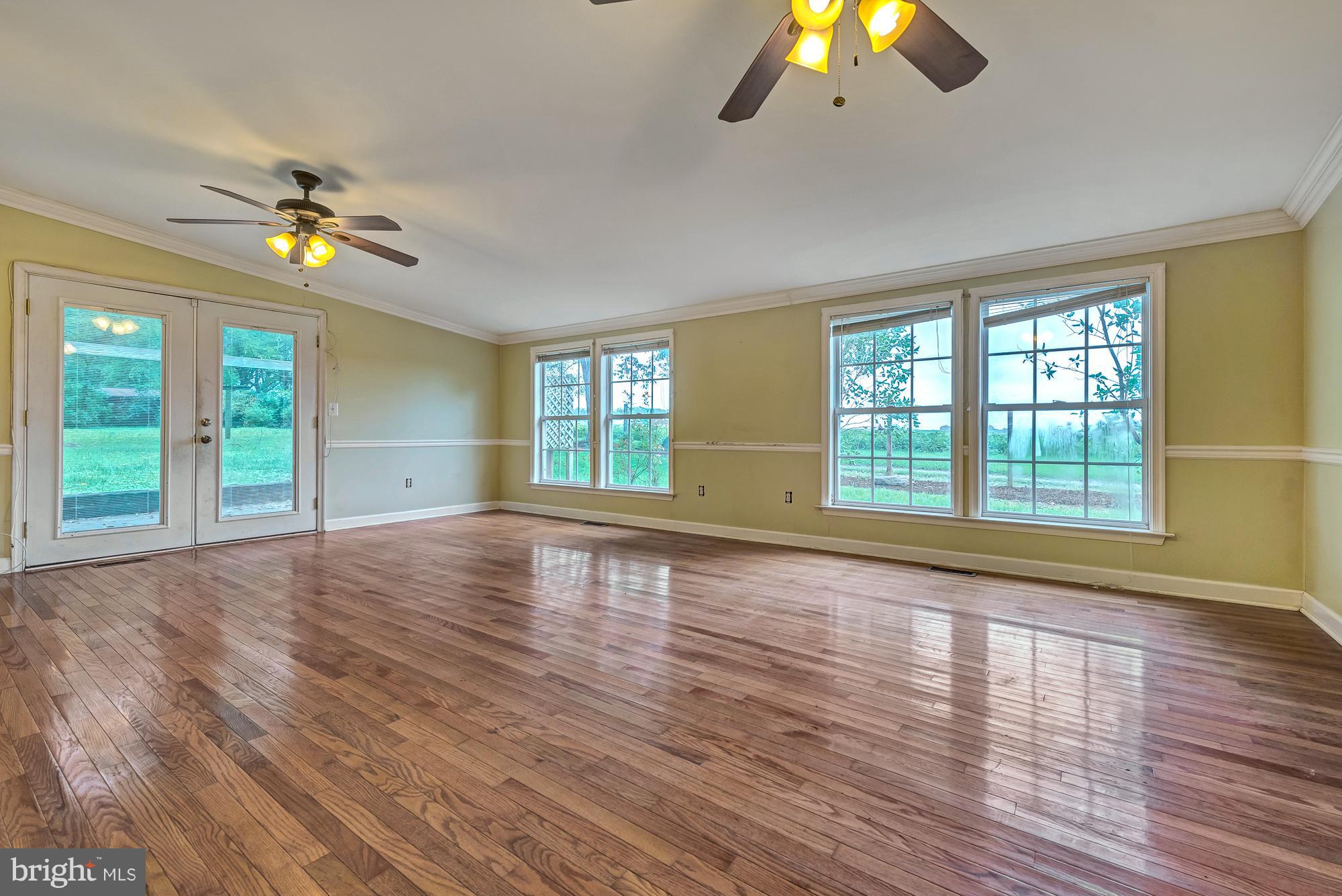 10731 Dublin Road Walkersville, MD 21793 - Photo 14 of 23 Family Room