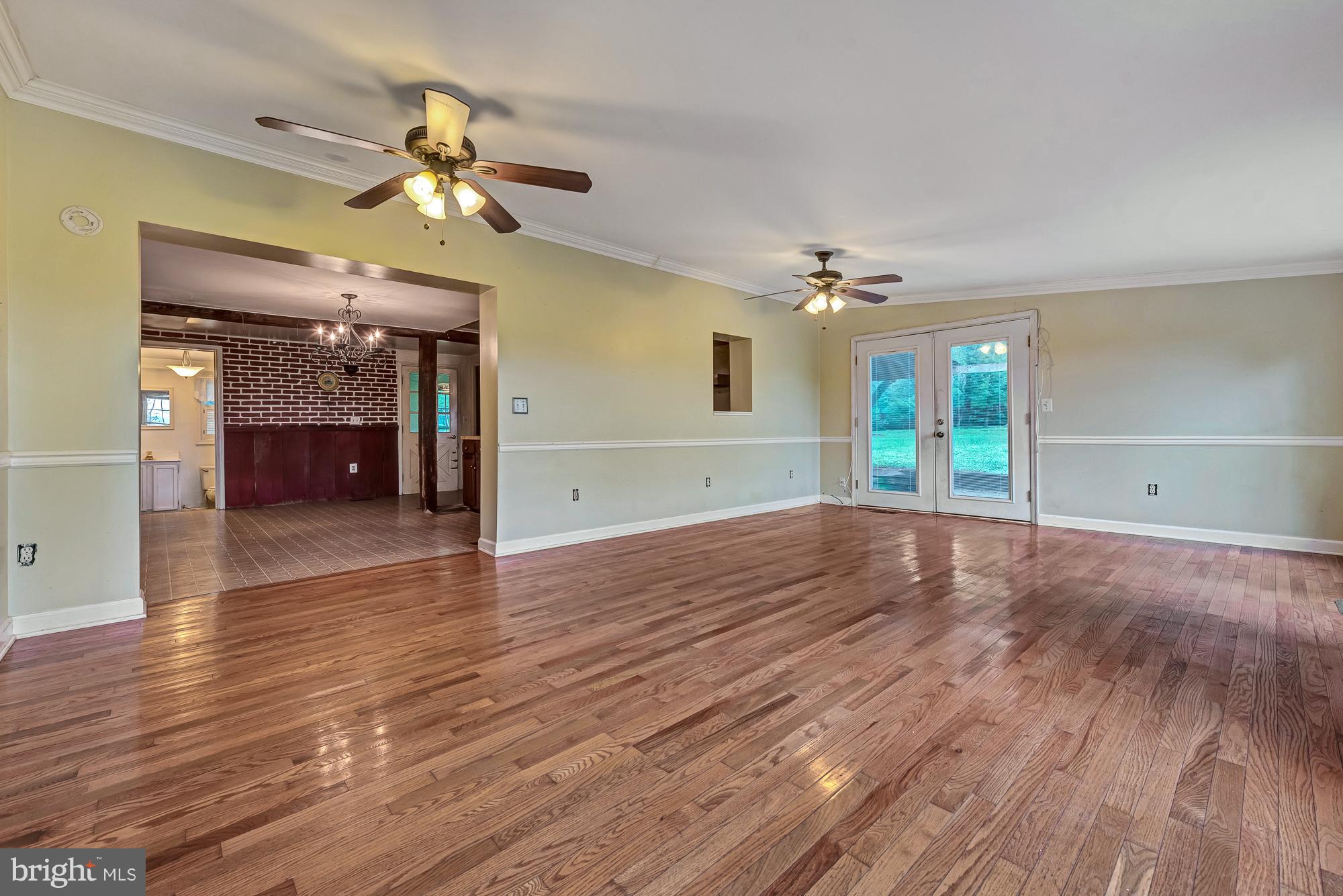 10731 Dublin Road Walkersville, MD 21793 - Photo 15 of 23 Family Room