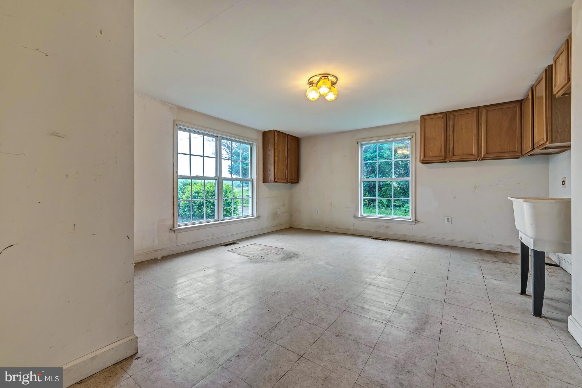 10731 Dublin Road Walkersville, MD 21793 - Photo 16 of 23 Interior (General)
