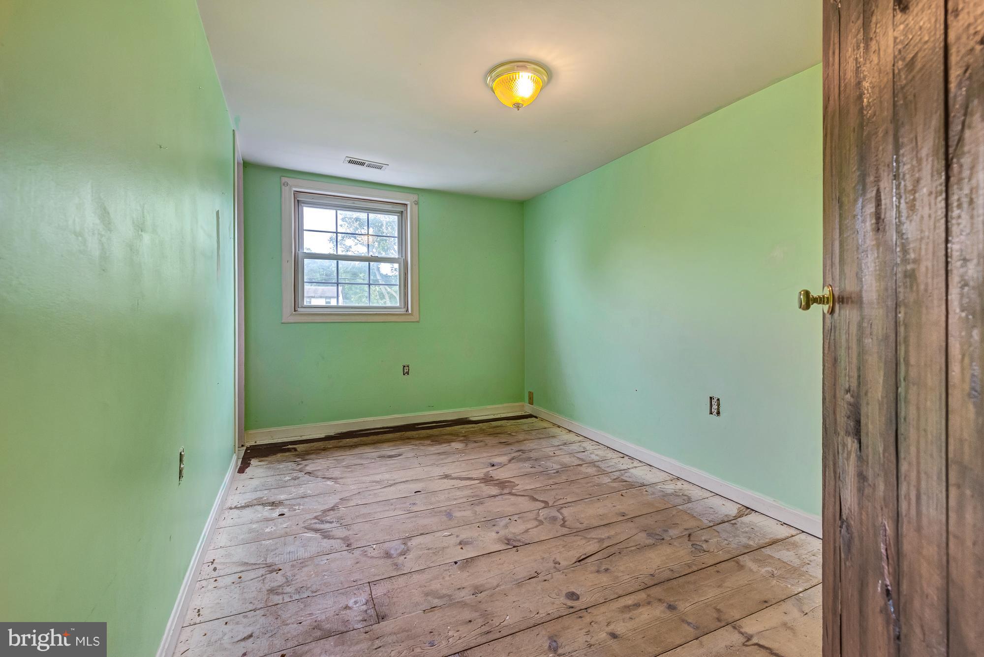 10731 Dublin Road Walkersville, MD 21793 - Photo 19 of 23 Bedroom
