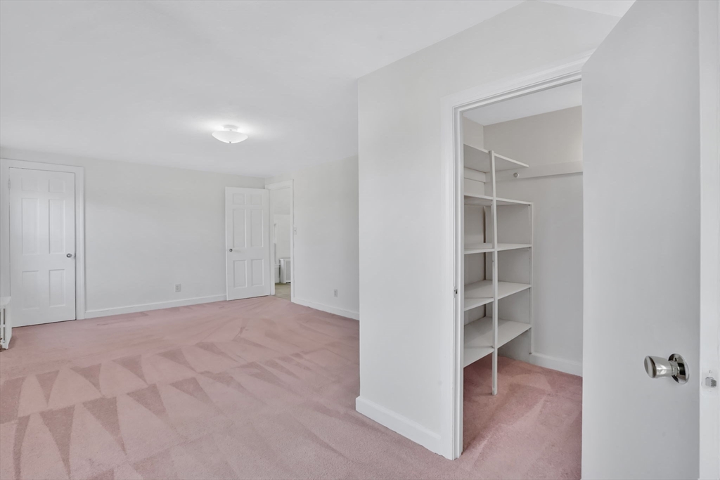 231 Dayton Street Springfield, MA 01118 - Photo 20 of 28