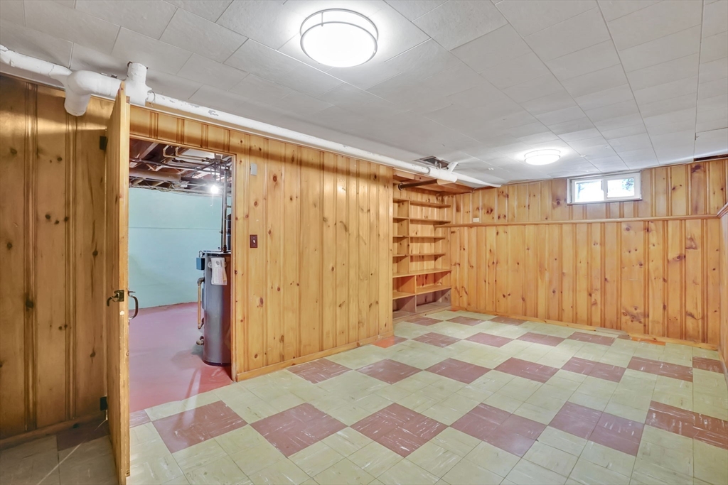 231 Dayton Street Springfield, MA 01118 - Photo 24 of 28