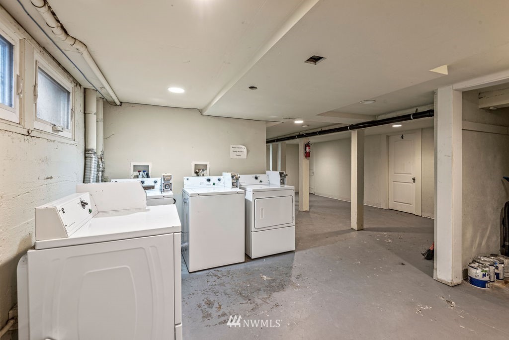 2030 Maple Street, Unit 16 Longview, WA 98632 - Photo 27 of 31 a utility room with dryer and washer