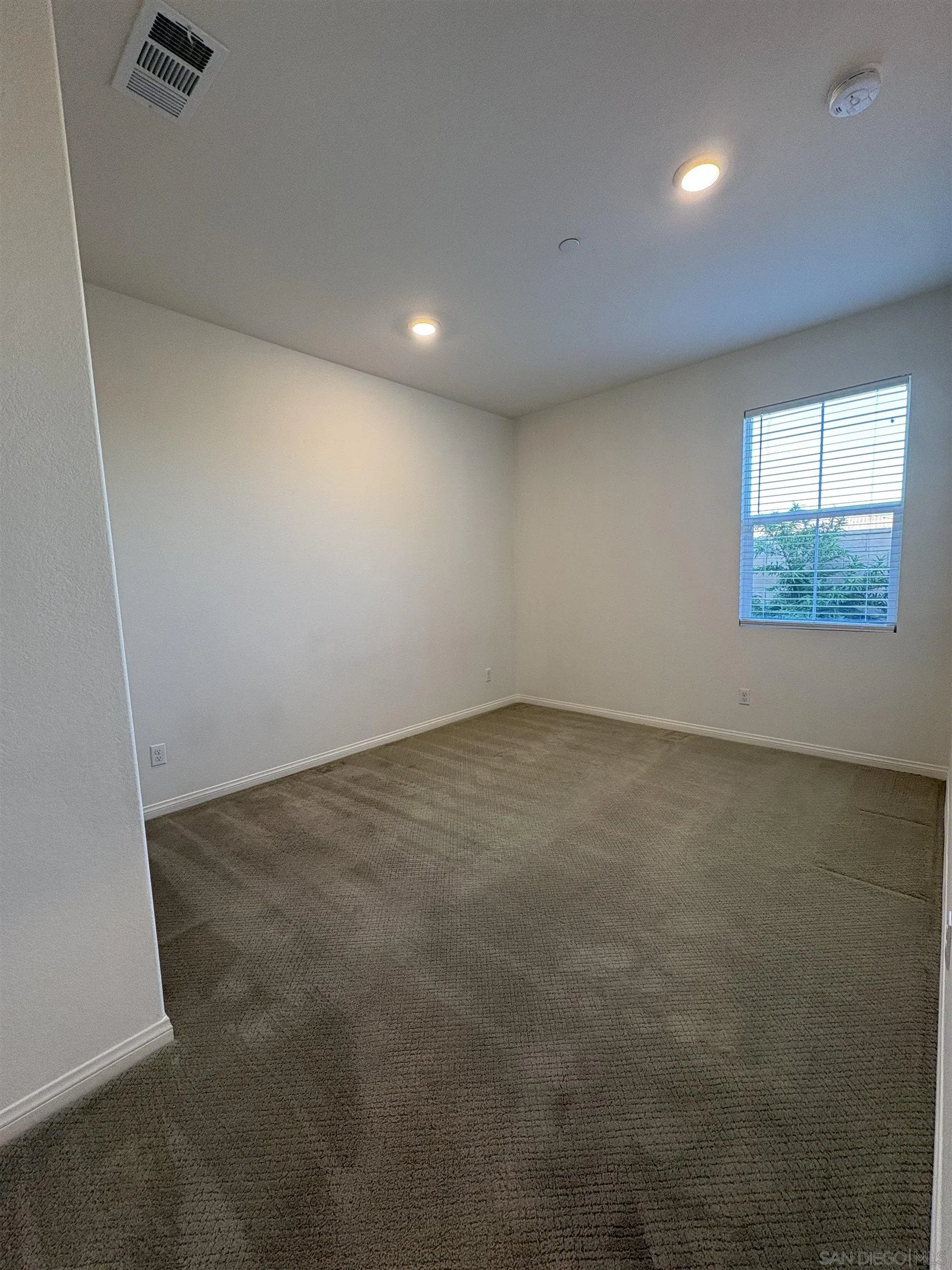 420 Appleton Way Perris, CA 92570 - Photo 24 of 28